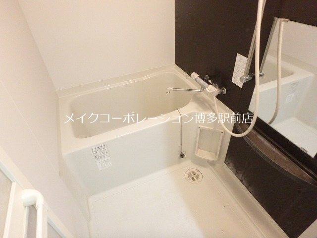 バス・シャワールーム　※入居中の為別部屋写真使用現状優先