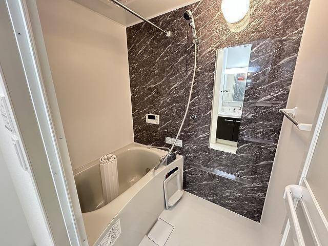 バス・シャワールーム　追焚機能付きです