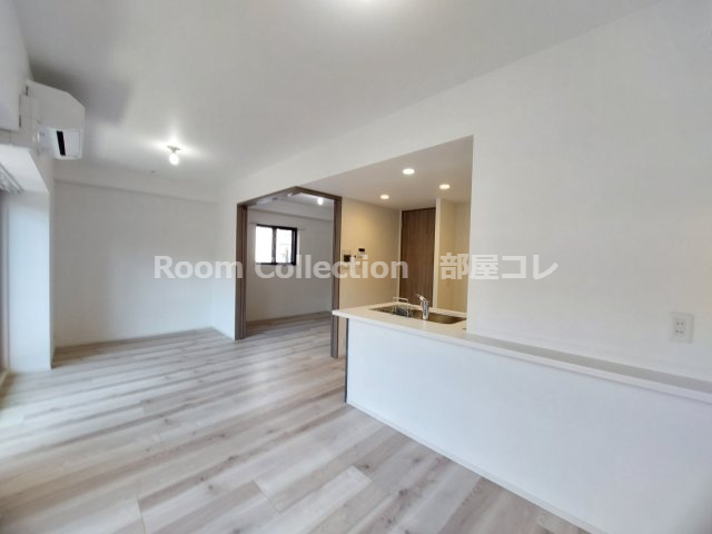 居室・リビング　同シリーズイメージ写真 反転色違い 現況と異なる場合現況優先