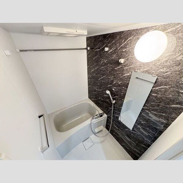 バス・シャワールーム　洗面