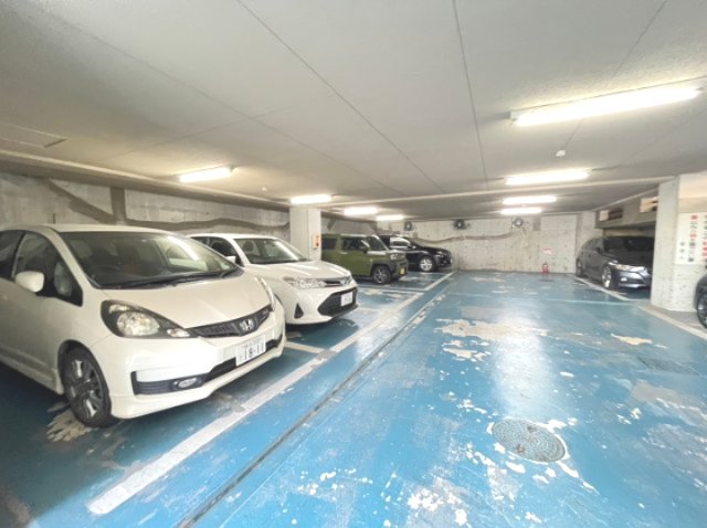 駐車場　詳細は、RISUMO江坂本店までお問合せください♪