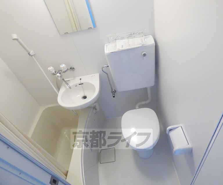 バス・シャワールーム　清潔感があります