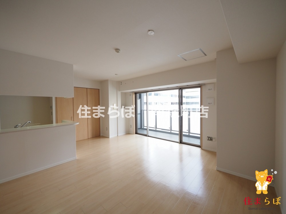 居室・リビング　「“合う暮らし”を、LINEで一緒に描こう。」