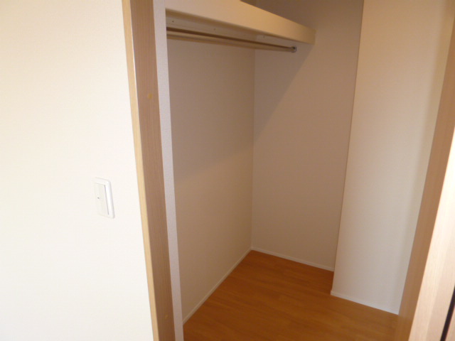 収納　ウォークインクローゼット