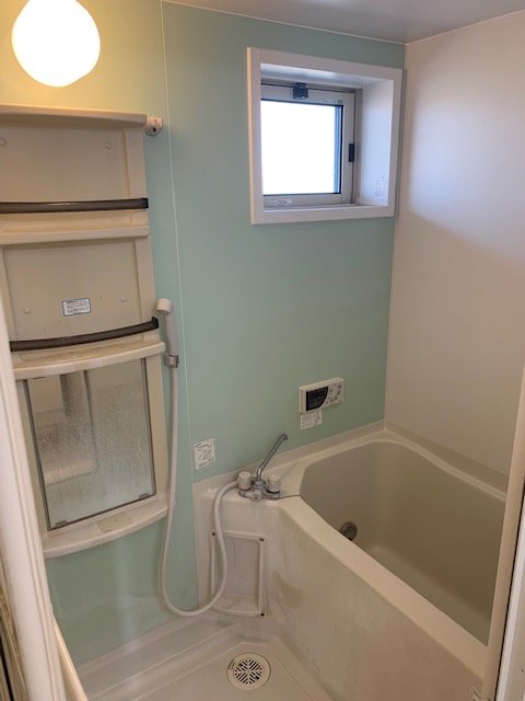 バス・シャワールーム　追焚き付お風呂　シャワー付