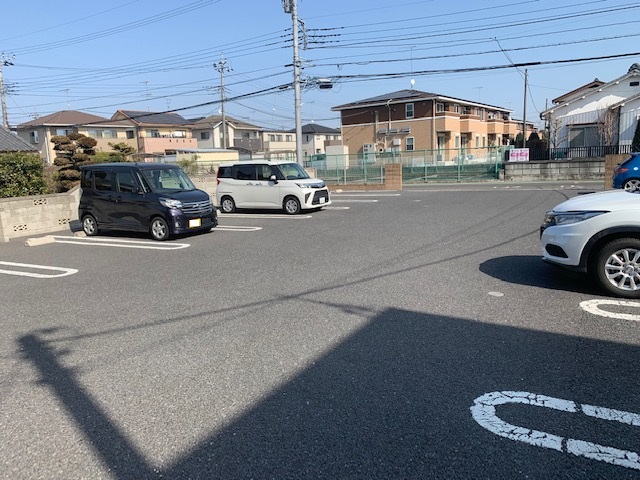 駐車場　敷地内駐車スペース