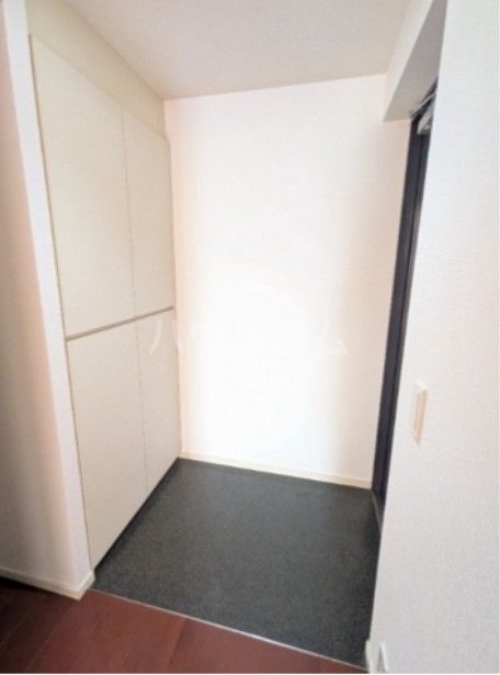 ヴォアラクテ西早稲田の玄関写真