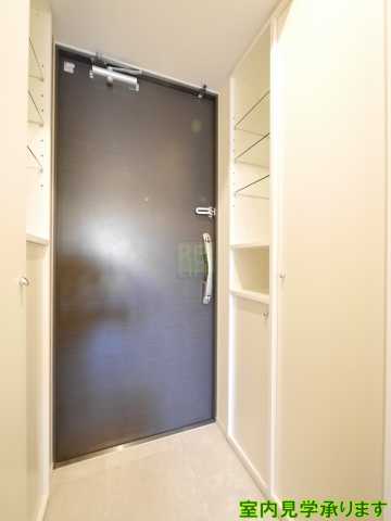 玄関　プライマル新宿若松町（旧：イプセ新宿若松町）