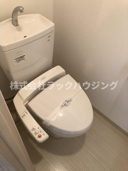 トイレ　※反転タイプになります。