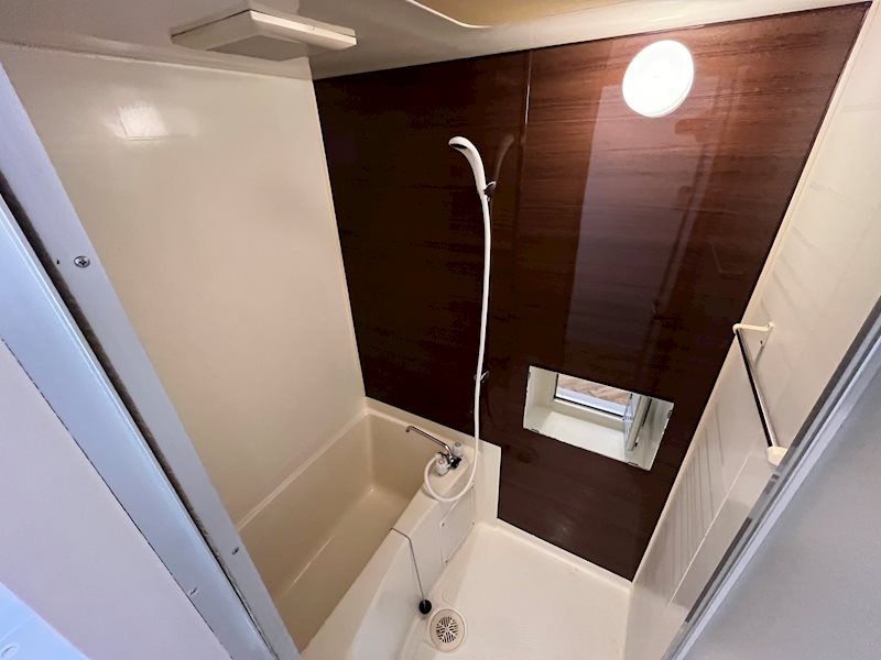 バス・シャワールーム　210号室写真（2024.03.16撮影分）