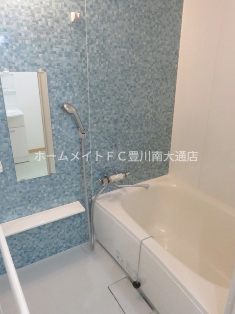 バス・シャワールーム　同型別部屋写真