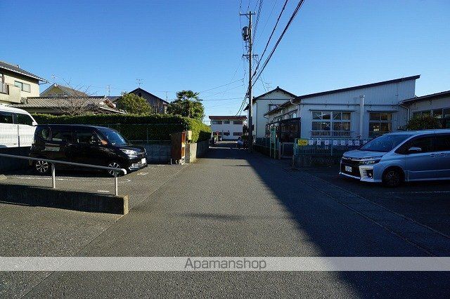その他　前面道路（その他）まで30m