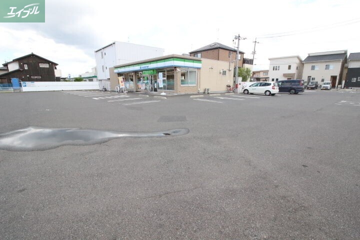 コンビニ　ファミリーマート岡山御南店（コンビニ）まで160m