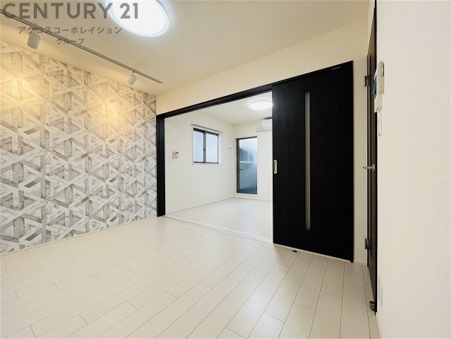 居室・リビング　エアコン付きで快適に過ごせます♪