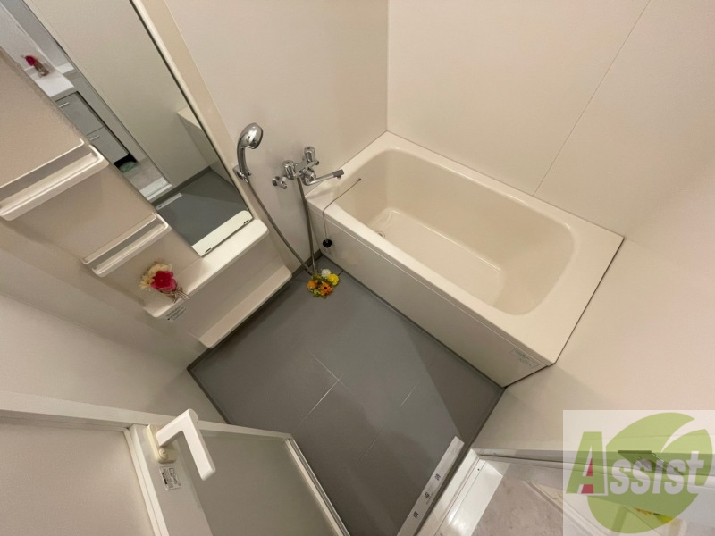 バス・シャワールーム　お風呂です。ゆっくりお風呂につかるのも体に良いですね～