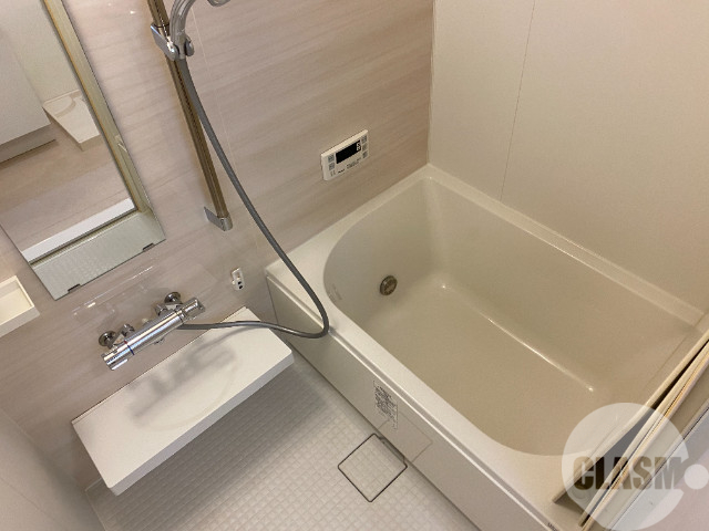 バス・シャワールーム　浴室乾燥機＆追い焚き機能付きバス♪