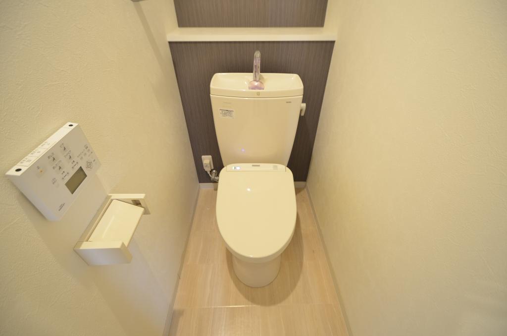 トイレ　シャワー付トイレ