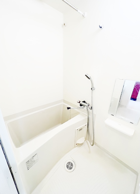 バス・シャワールーム　浴室乾燥・暖房・２４時間換気機能付