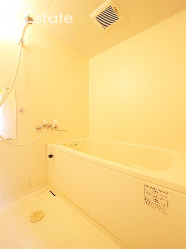 バス・シャワールーム　バスルーム