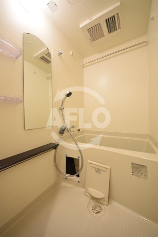 バス・シャワールーム　プレサンス堺筋本町ディスティニー　浴室