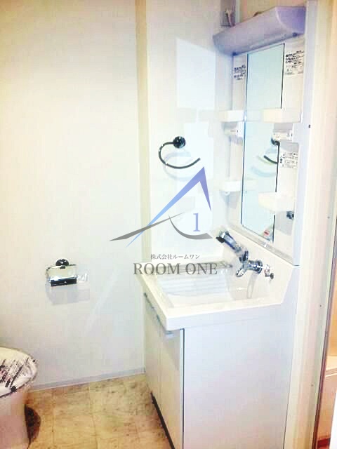 洗面設備　洗面台です。