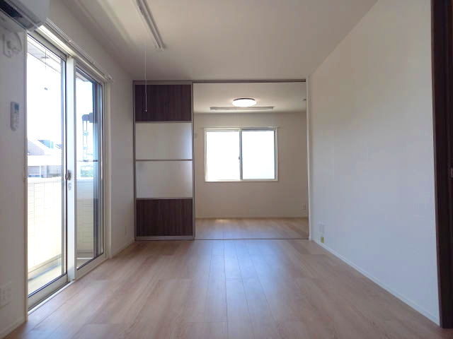 居室・リビング　同仕様