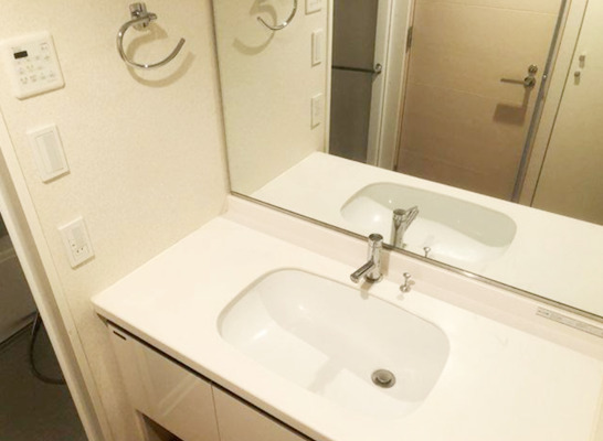 洗面設備　身支度に便利な洗面台♪