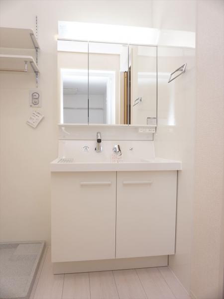 洗面設備　洗面所