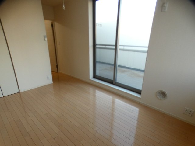 居室・リビング　別部屋参考用写真