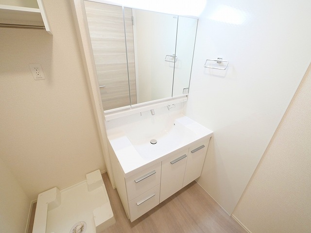 洗面設備　忙しい朝には欠かせない洗面所です