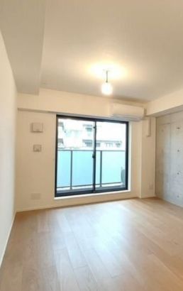 居室・リビング　別号室参考写真