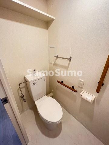 トイレ　落ち着いたトイレです