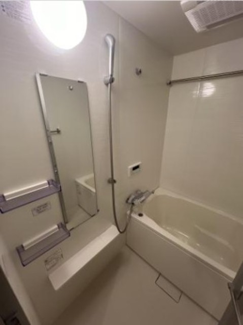 バス・シャワールーム　同タイプ別部屋画像参照