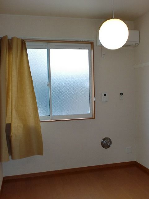 居室・リビング　2Fは絨毯です。