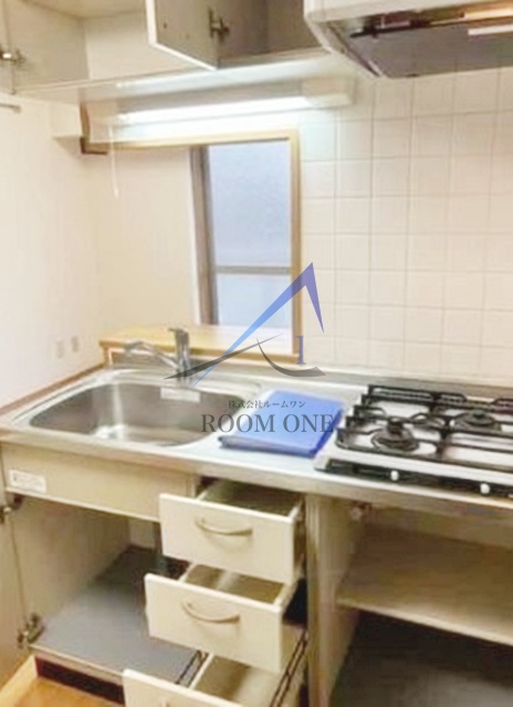 キッチン　キッチンです。