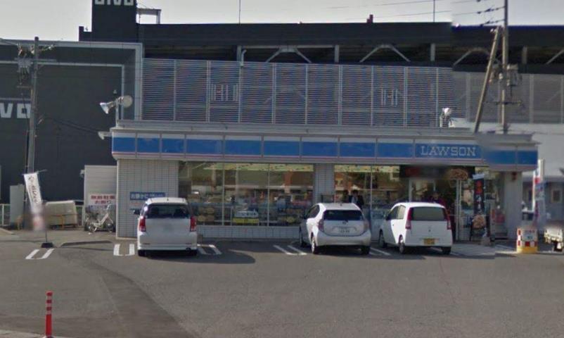 コンビニ　ローソン（コンビニ）まで556m