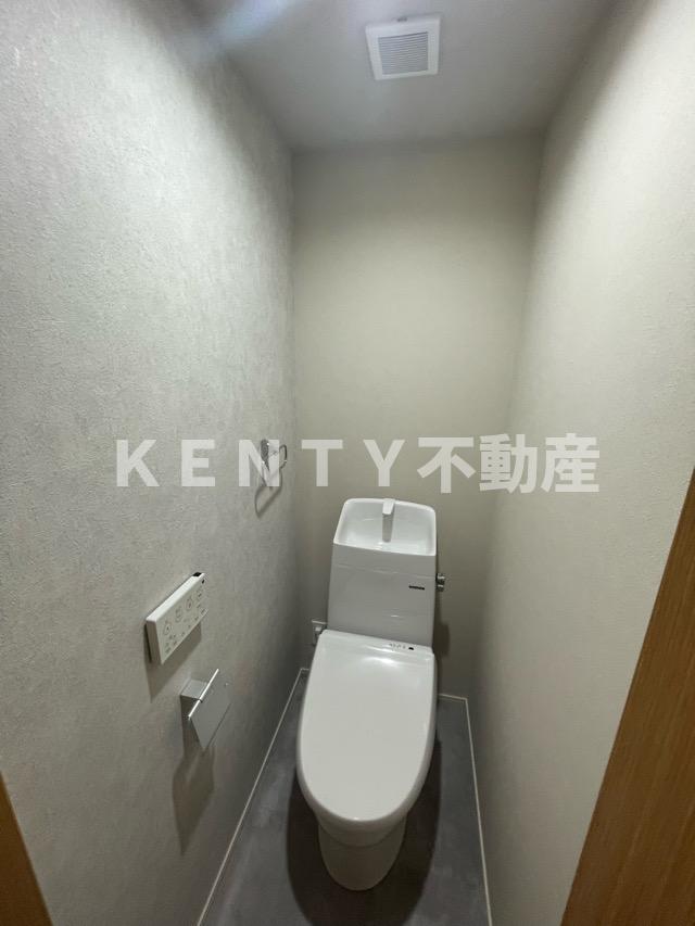 トイレ　清潔感のあるトイレです