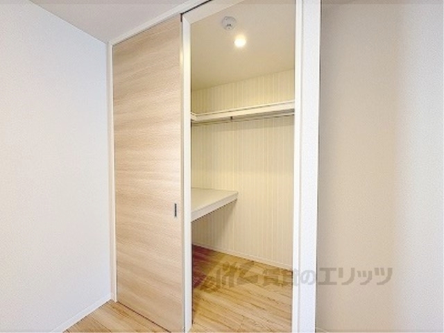 収納　洋室収納