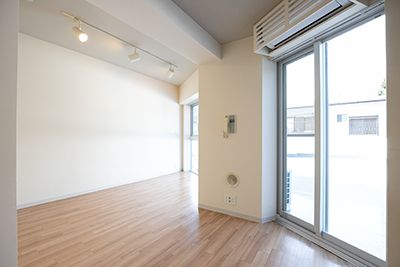 居室・リビング　☆明るい居室☆