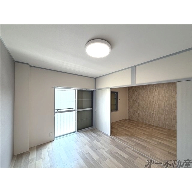 建物外観　洋室