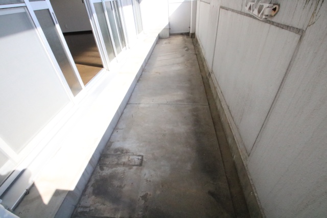 バルコニー　※別室参考写真