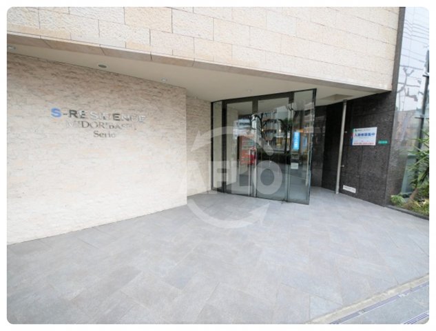 エントランス　S-RESIDENCE緑橋Serio
