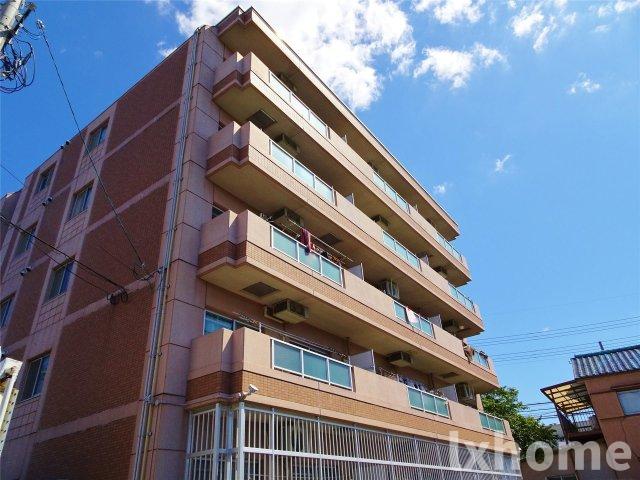 建物外観　外観は落ち着いています