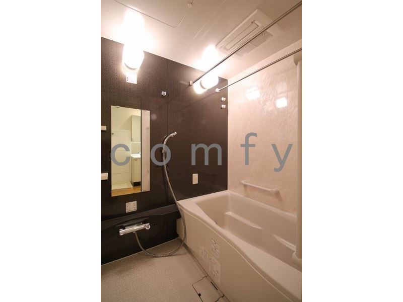 バス・シャワールーム　バス