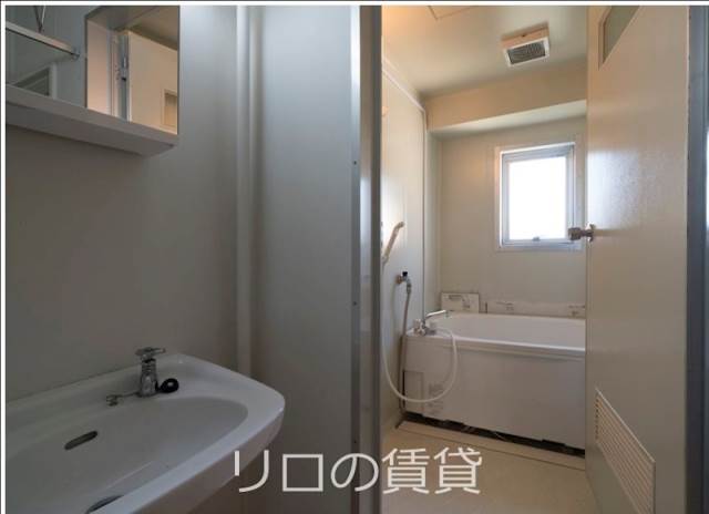 バス・シャワールーム　別号室