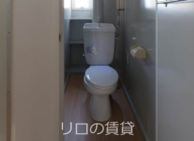 トイレ　別号室