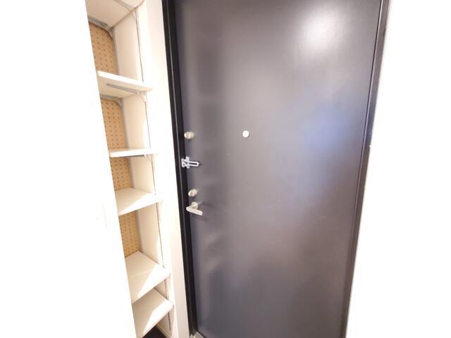 玄関　明るい玄関です