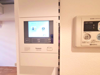 セキュリティ　モニター付きインターホンです