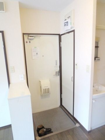 玄関　別部屋参考写真