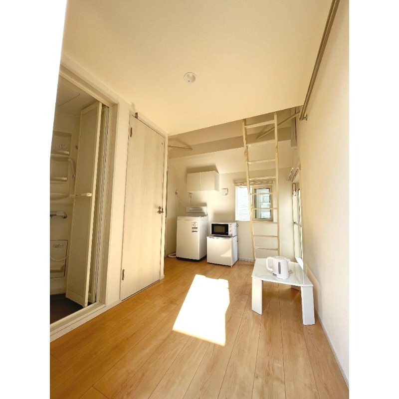 居室・リビング　４．５帖のリビングです♪